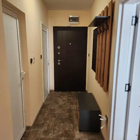 Cozy Spacious In *