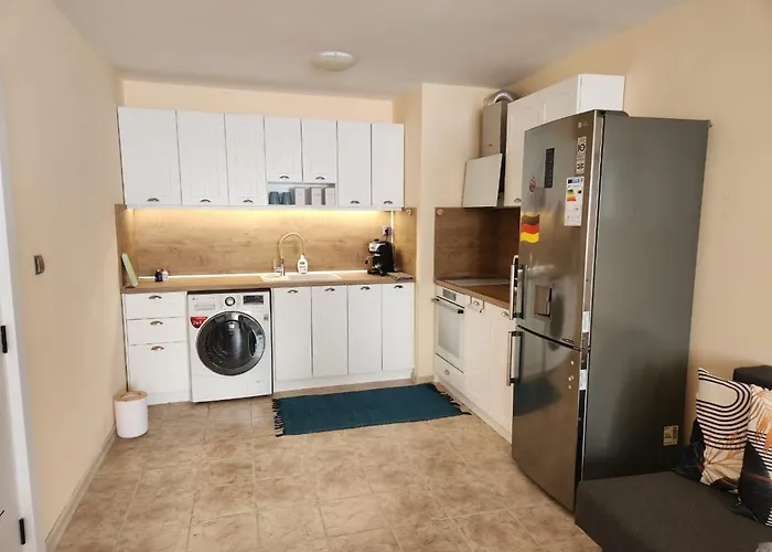 Cozy Spacious In Apartment Varna